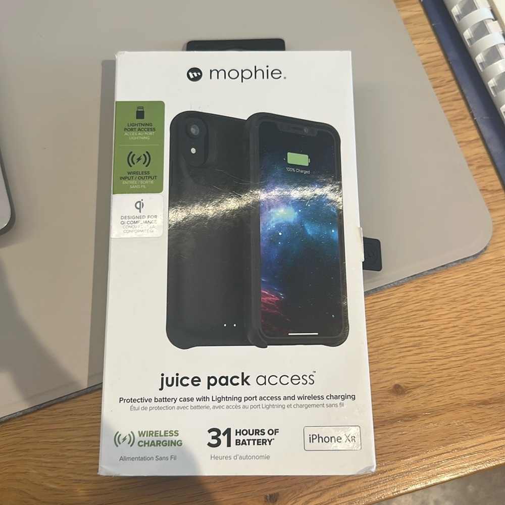 Mophie charging case for IPhone XR in black